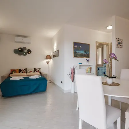 Le Muse - Punta Tegge Lägenhet *